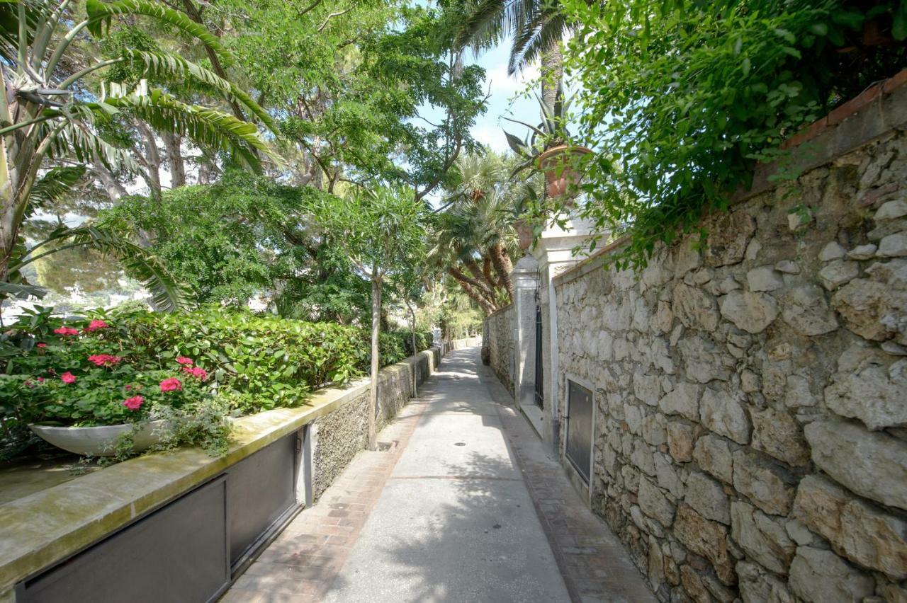 Апартаменты Tragara 12C Art House, Капри Экстерьер фото